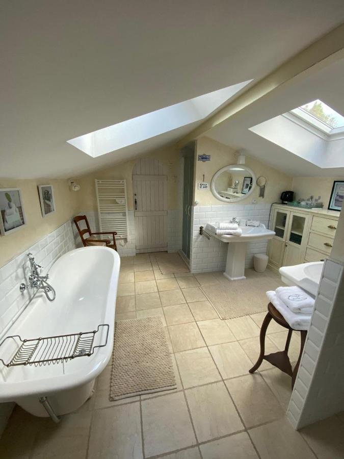 Bed and Breakfast La Grange D'Helene Cholet Exterior foto