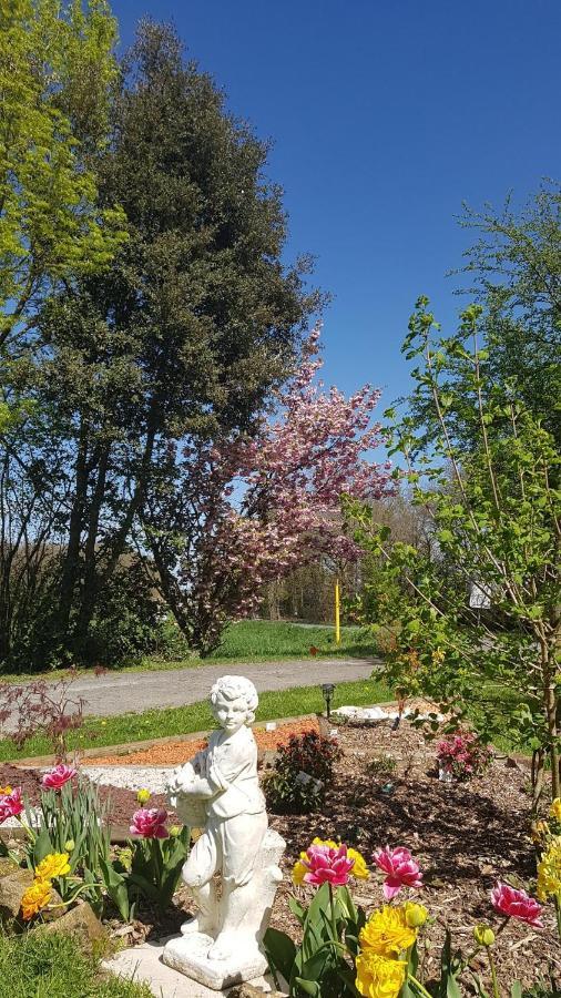 Bed and Breakfast La Grange D'Helene Cholet Exterior foto